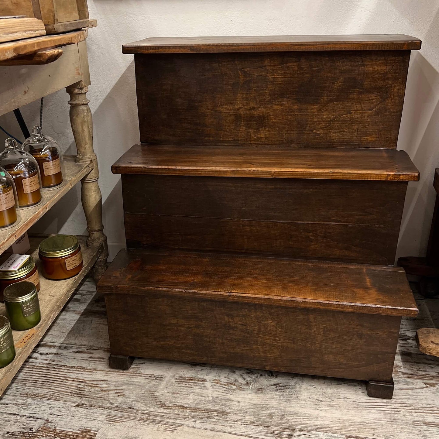 Mustard Stool - Vintage