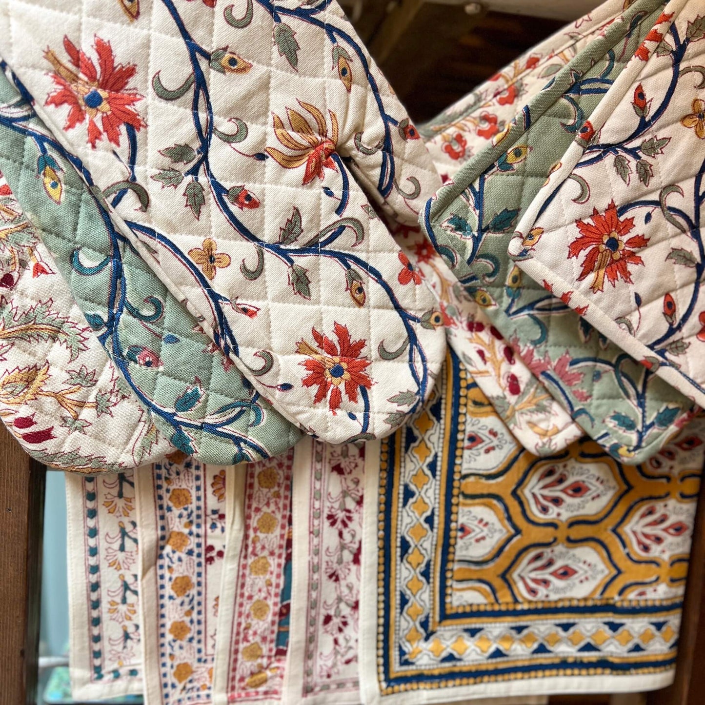 Kitchen Pot Holders - Padded - Jamini Paris