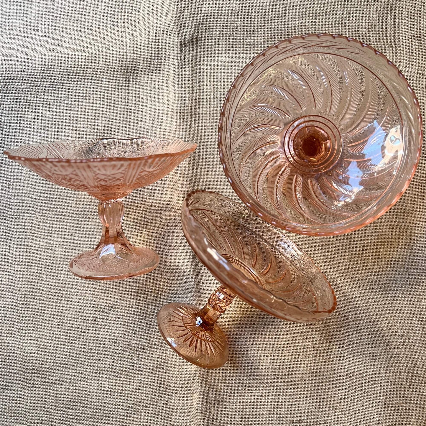 Alzata in vetro - Rosa - Vintage