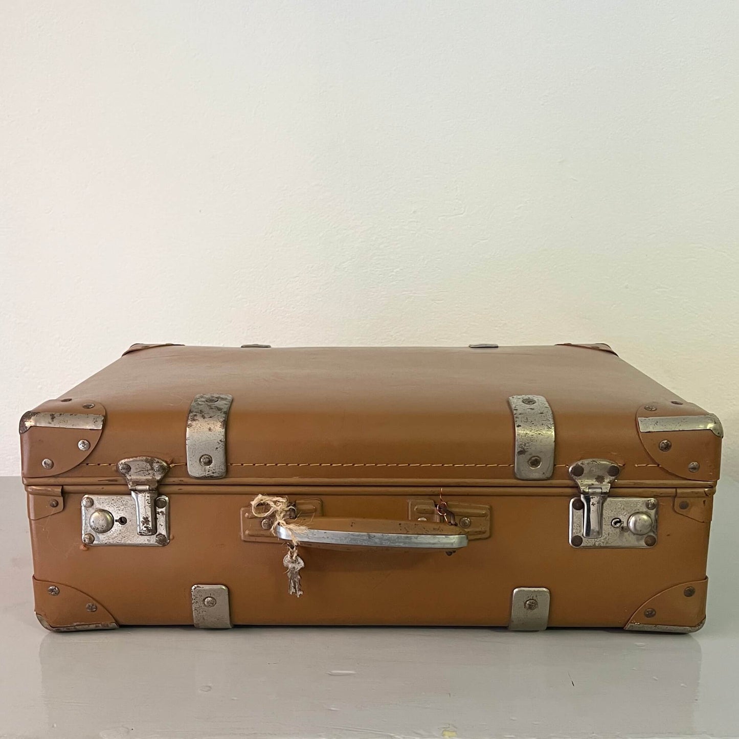 Suitcase - large size - Vintage