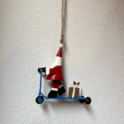 Santa - Monopattino