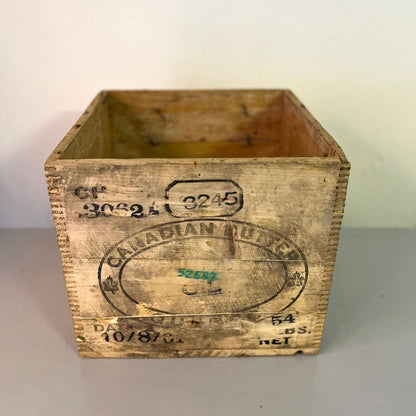 Wooden crates - Beurre Canadien - Vintage