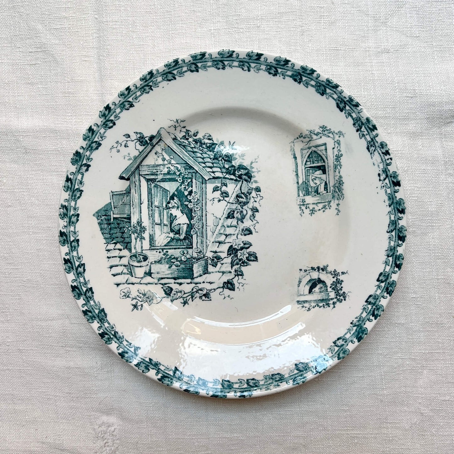 Raised flat plate - Terre de fer - Vintage