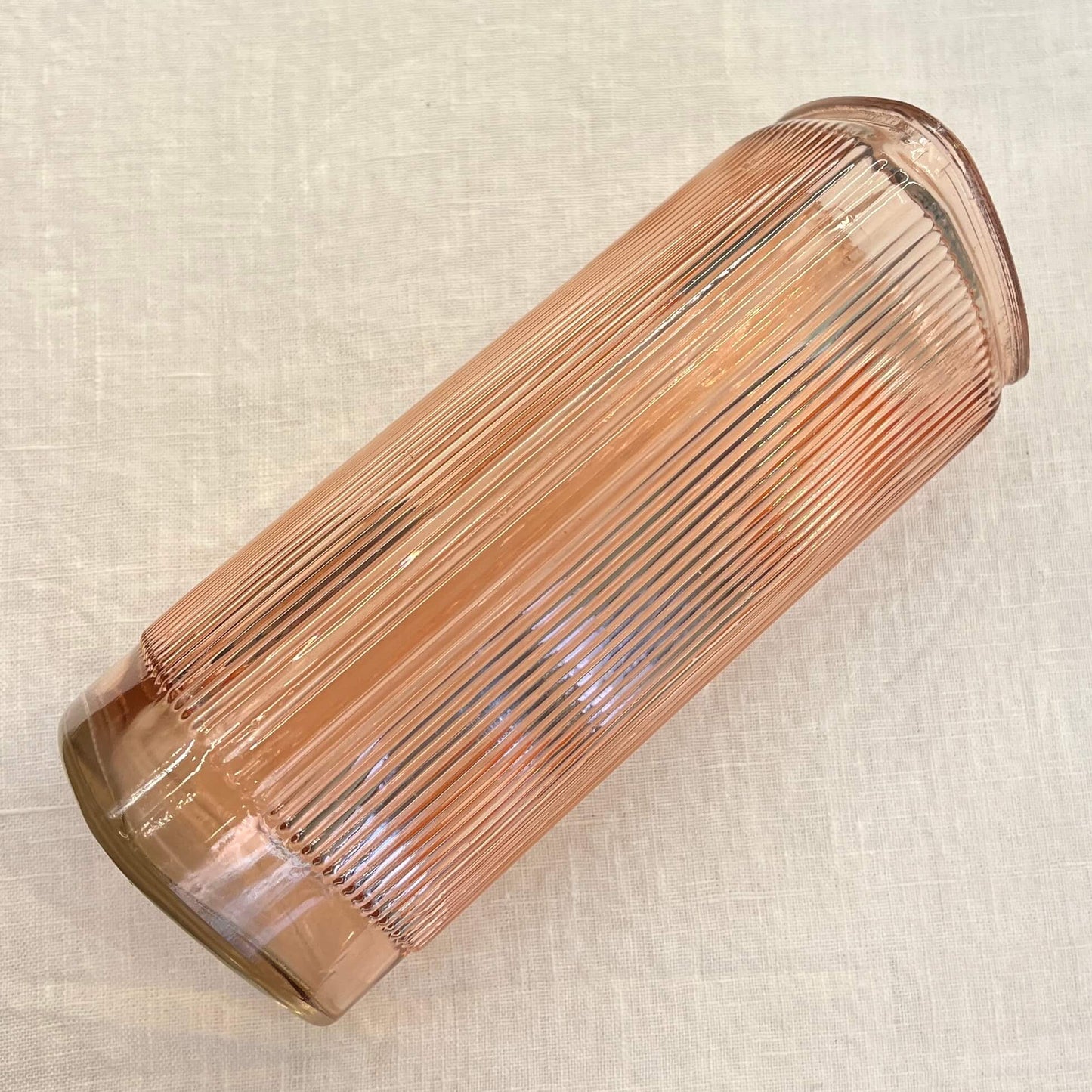 Vaso triangolare - Rosa