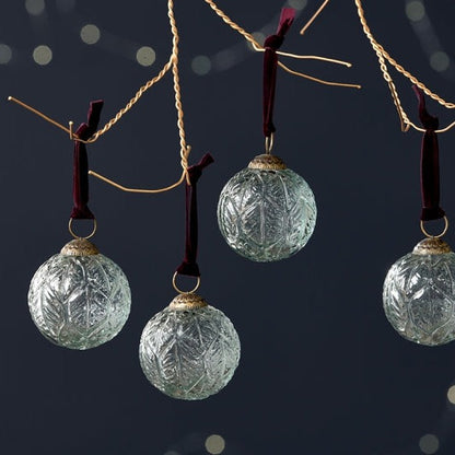 Balls - Leaf deco - Christmas decorations