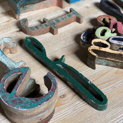 Iron Letters - Lowercase Italic