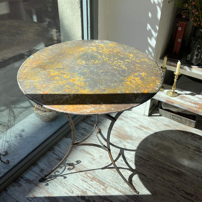 Round Table - Iron