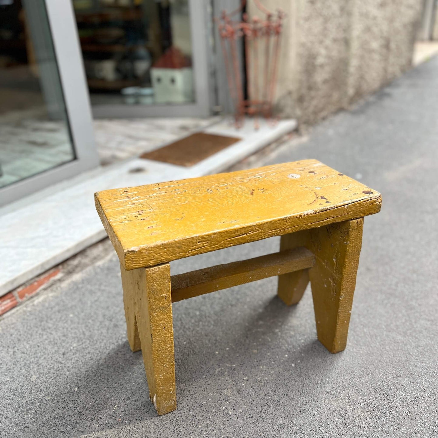 Mustard Stool - Vintage