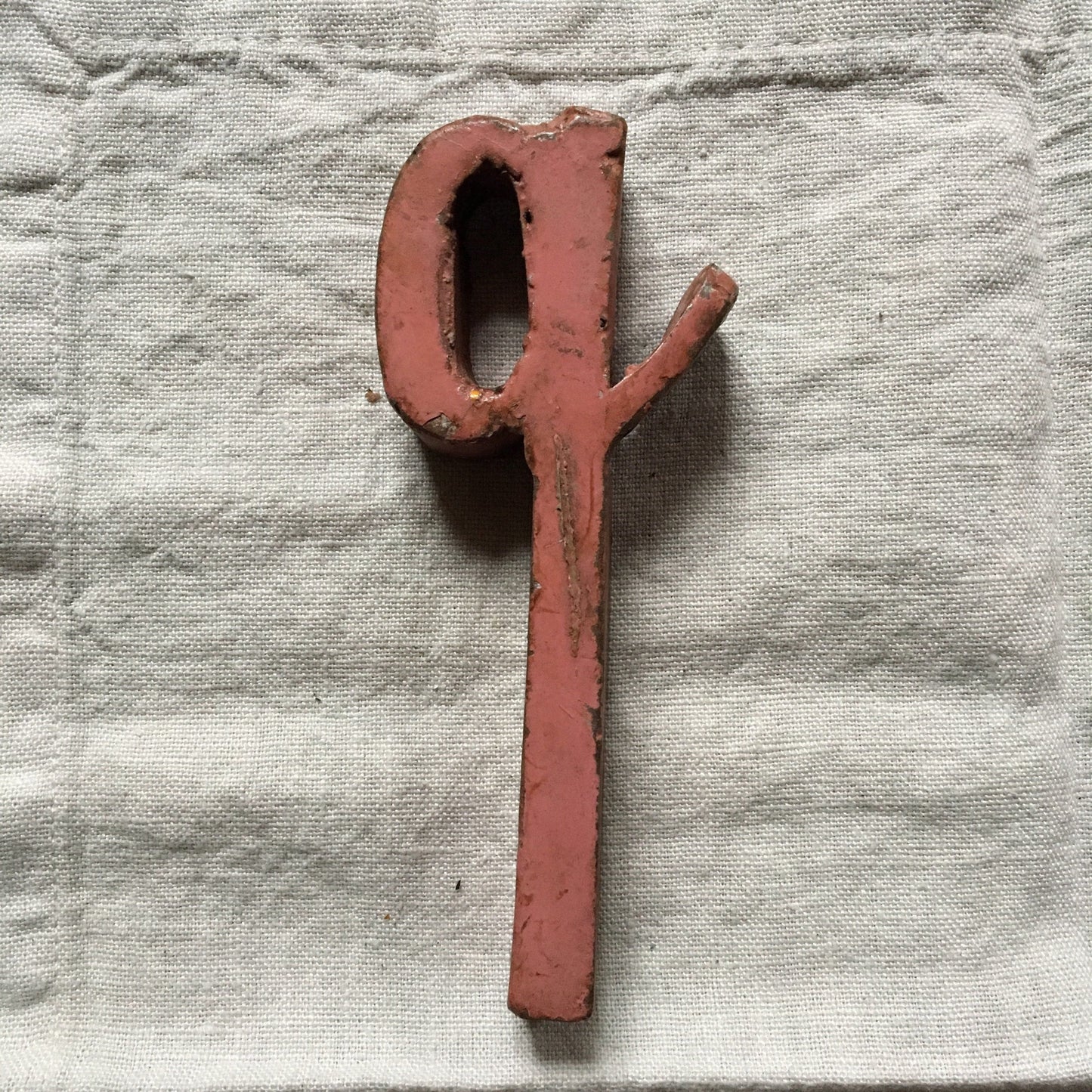 Lettere Ferro - Minuscolo Corsivo Madame Gioia Home q / 5-14-25cm (in base alla lettera)