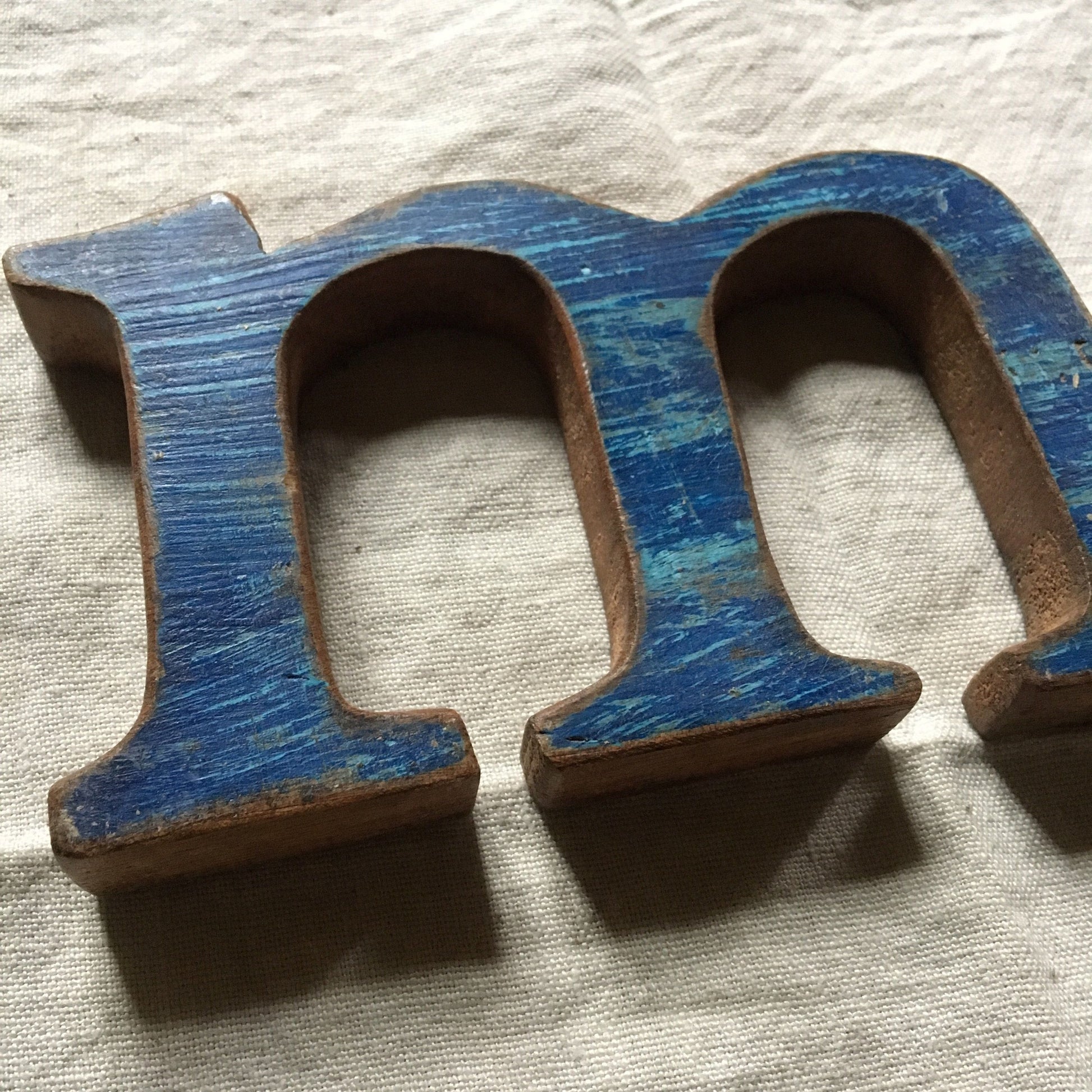 Lettere legno - Minuscolo Corsivo Madame Gioia Home